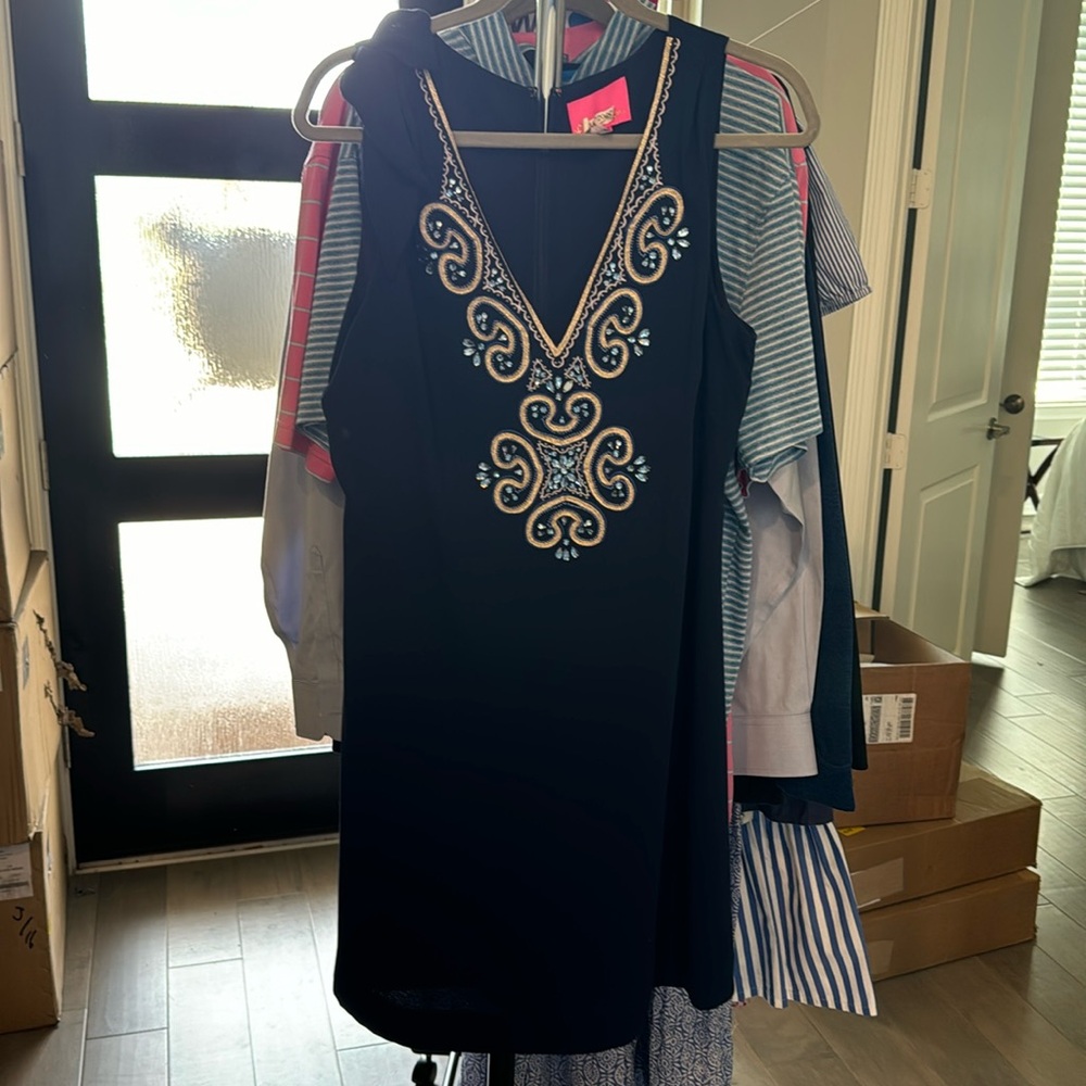 Lily Pulitzer Navy Cocktail dress size 10.